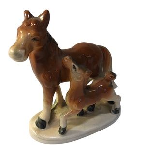 Vintage Horse and foal figurine